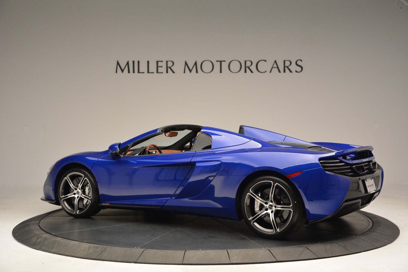 Pre-Owned 2015 McLaren 650S Spider Convertible For Sale (Special