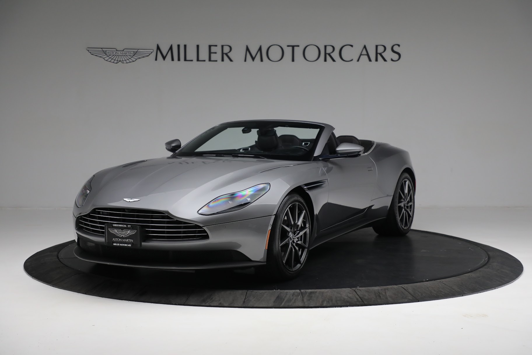 Used 2019 Aston Martin DB11 V8 Convertible for sale $182,500 at McLaren Greenwich in Greenwich CT 06830 1