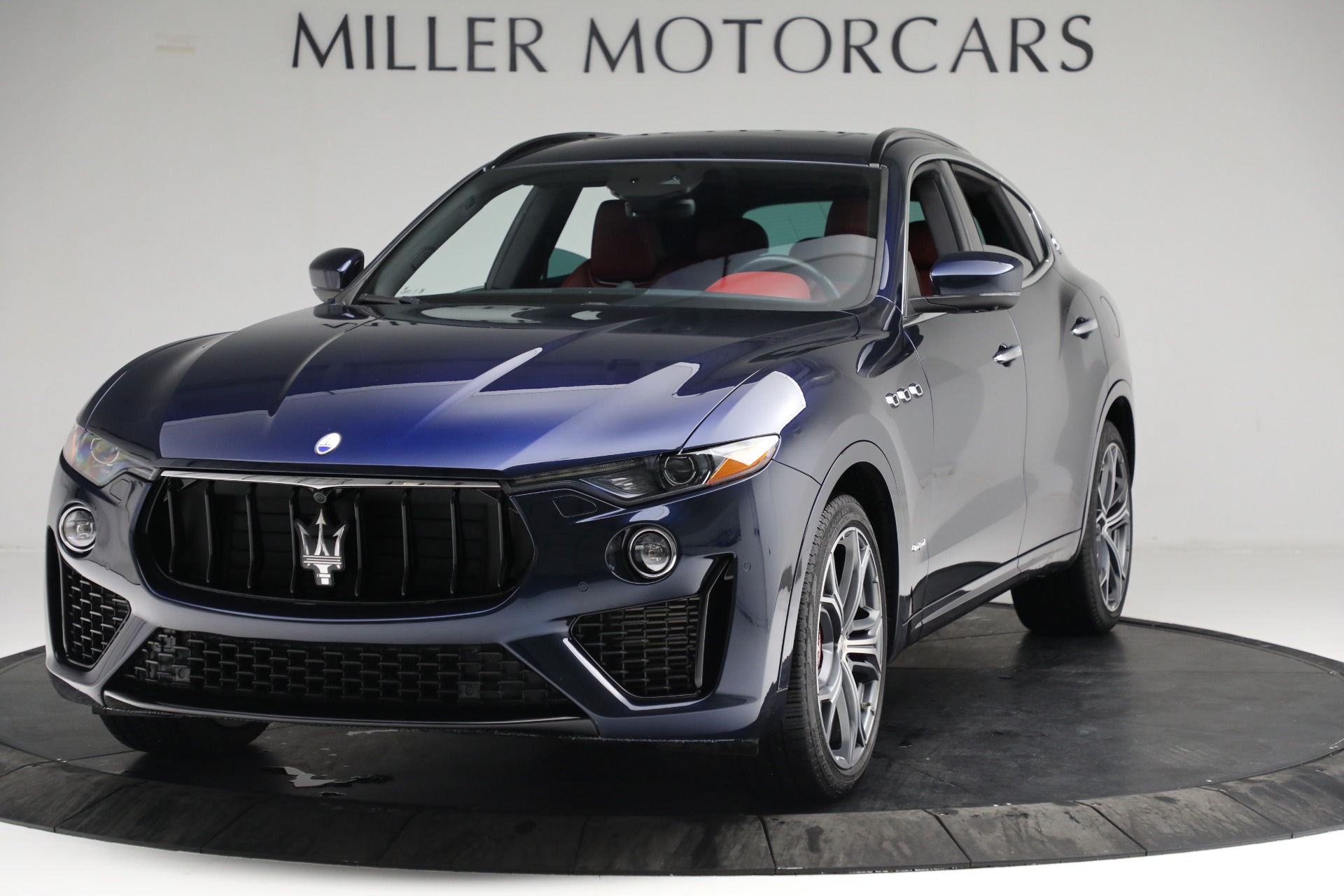 Used 2019 Maserati Levante S Q4 GranSport for sale $69,900 at McLaren Greenwich in Greenwich CT 06830 1