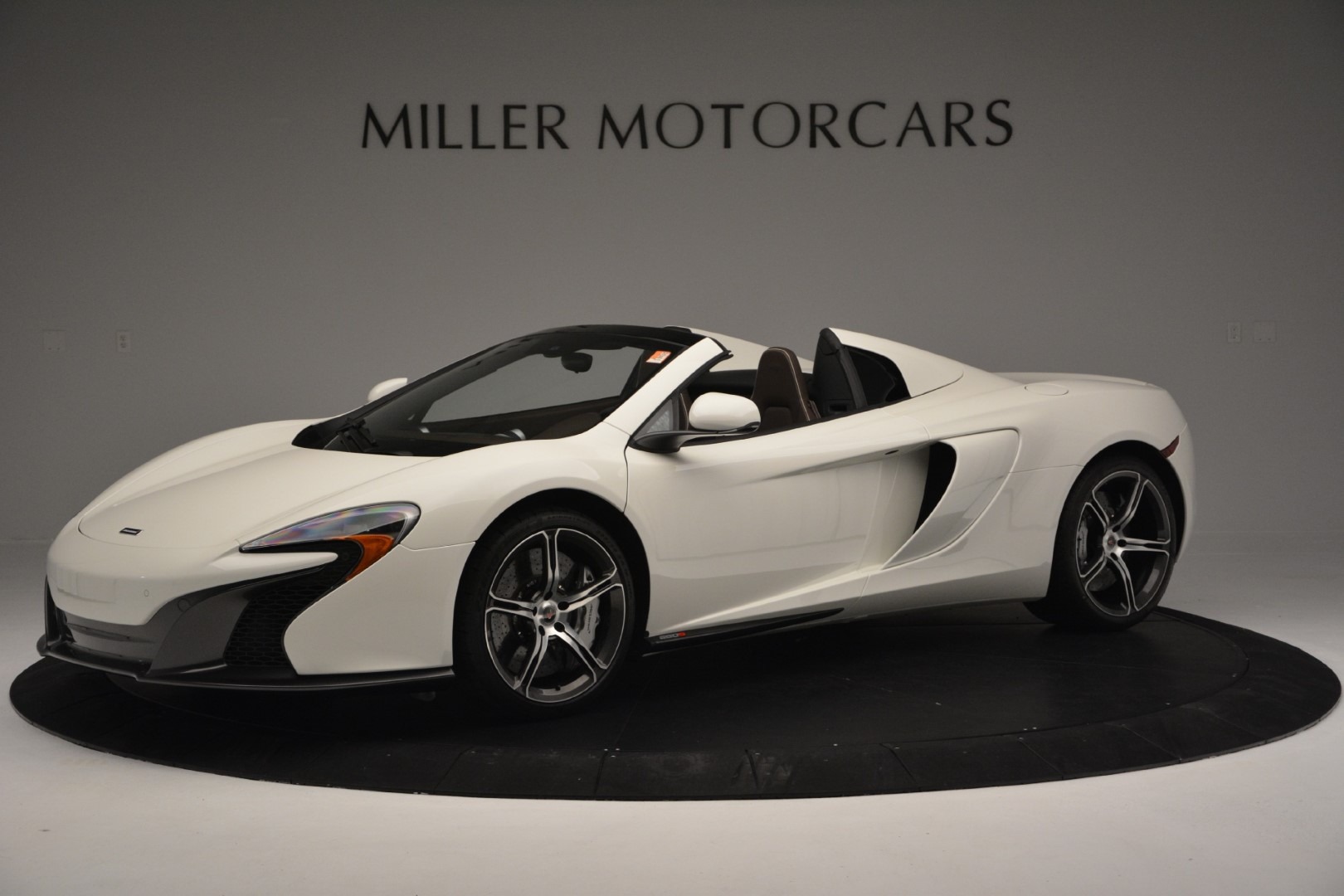 Used 2015 McLaren 650S Spider for sale Sold at McLaren Greenwich in Greenwich CT 06830 1