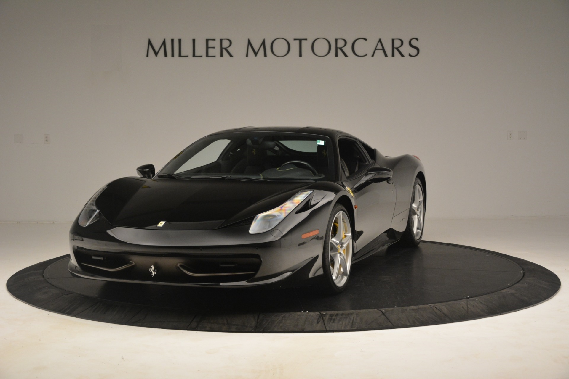 Used 2011 Ferrari 458 Italia for sale $209,900 at McLaren Greenwich in Greenwich CT 06830 1