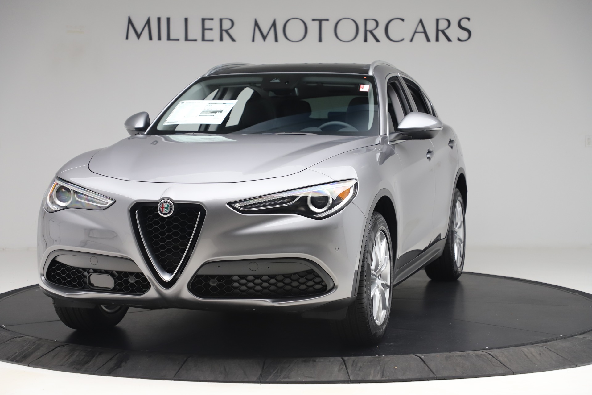 New 2019 Alfa Romeo Stelvio Ti Lusso Q4 for sale Sold at McLaren Greenwich in Greenwich CT 06830 1