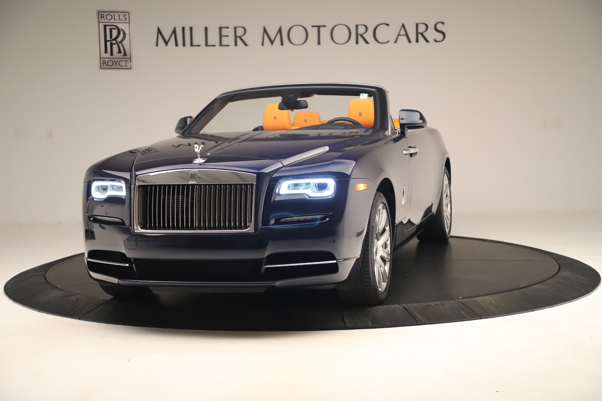 Used 2016 Rolls-Royce Dawn for sale Sold at McLaren Greenwich in Greenwich CT 06830 1