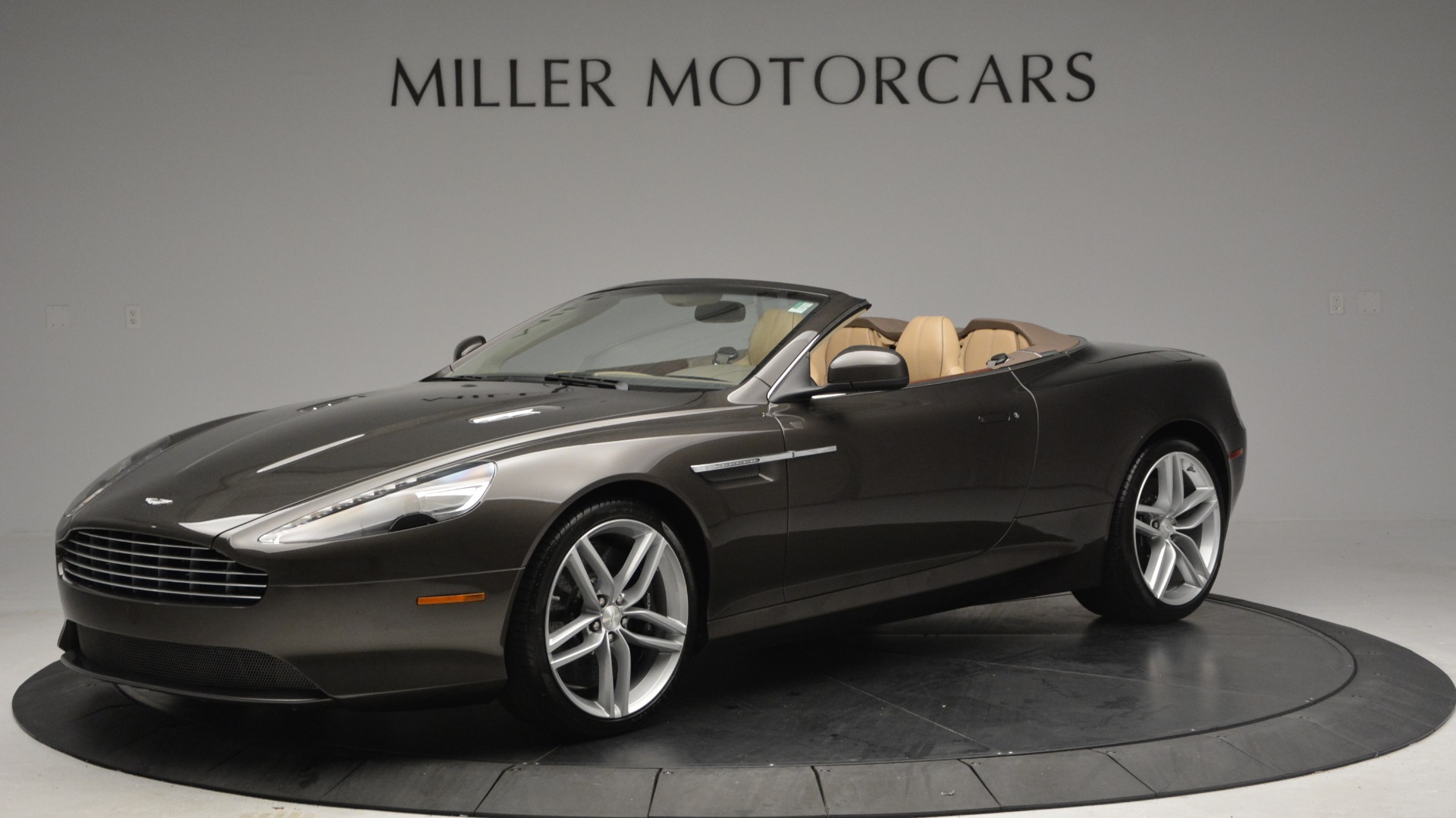 Used 2012 Aston Martin Virage Convertible for sale Sold at McLaren Greenwich in Greenwich CT 06830 1