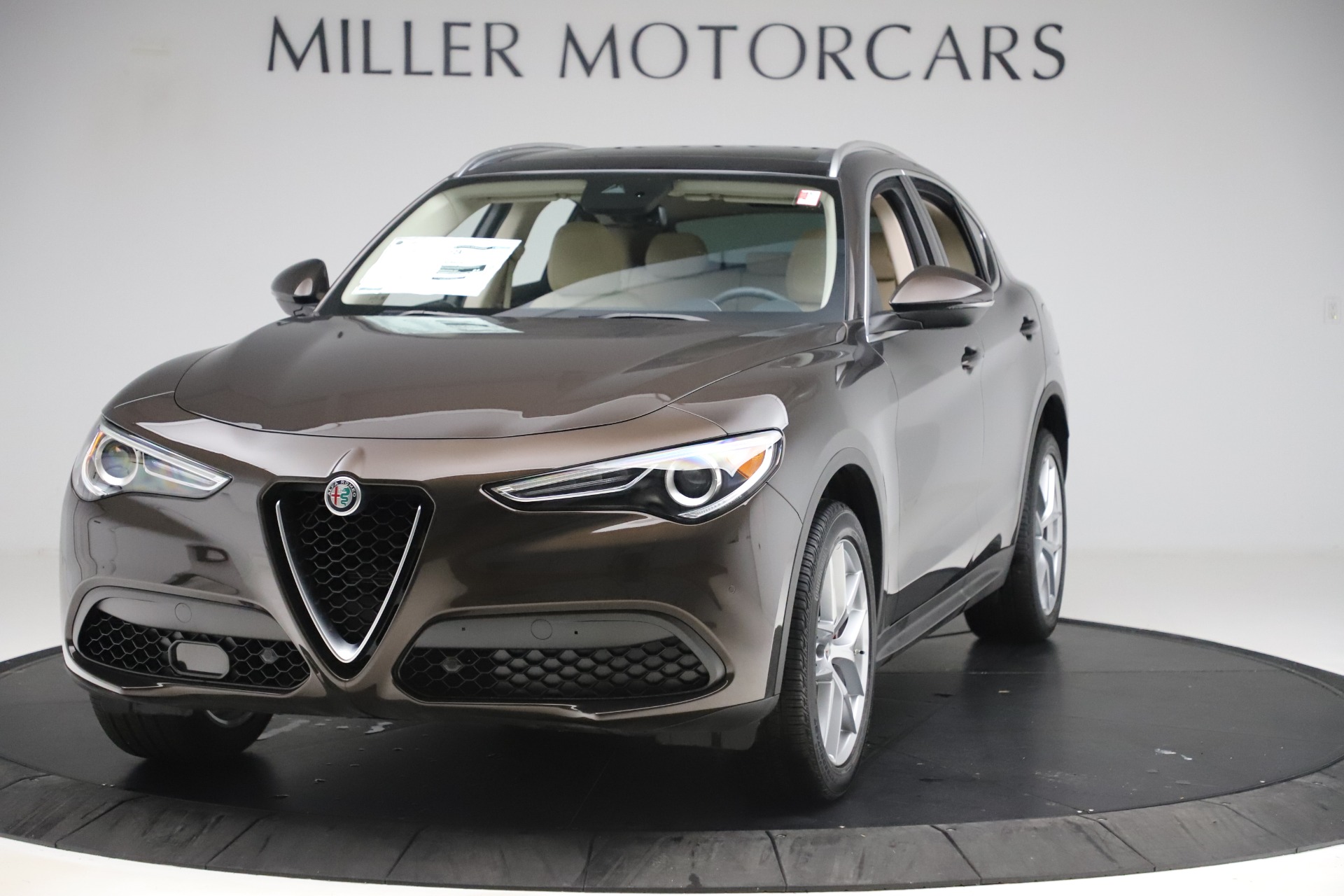 New 2019 Alfa Romeo Stelvio Ti Lusso Q4 for sale Sold at McLaren Greenwich in Greenwich CT 06830 1