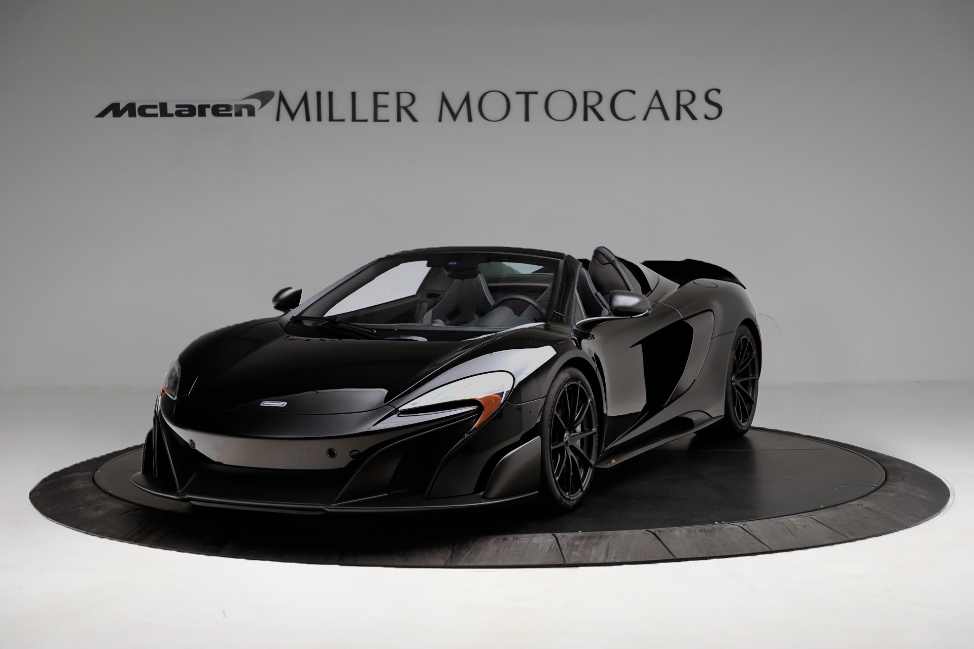 Used-2016-McLaren-675LT-Spider.jpg