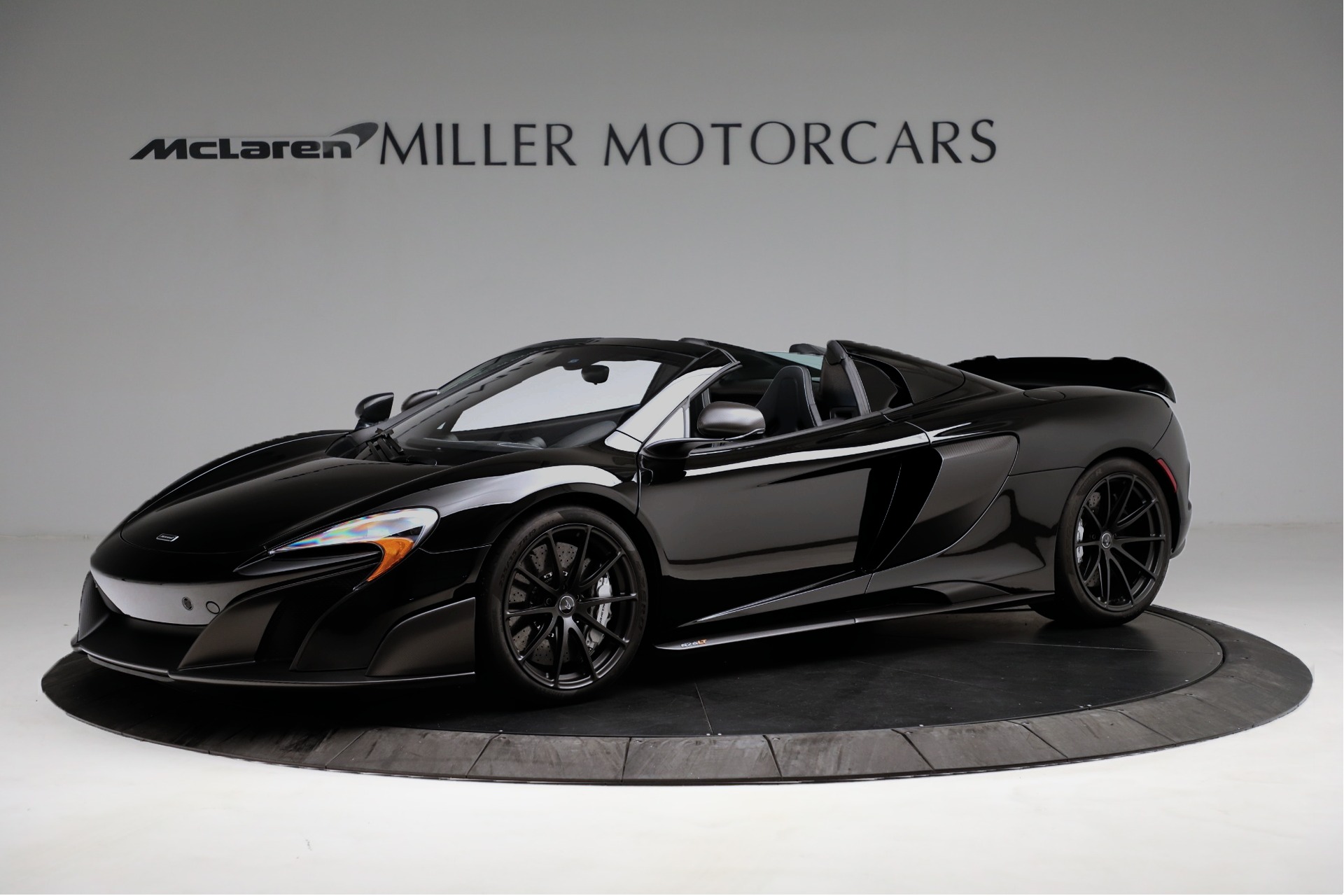 Used 2016 McLaren 675LT Spider for sale Sold at McLaren Greenwich in Greenwich CT 06830 1