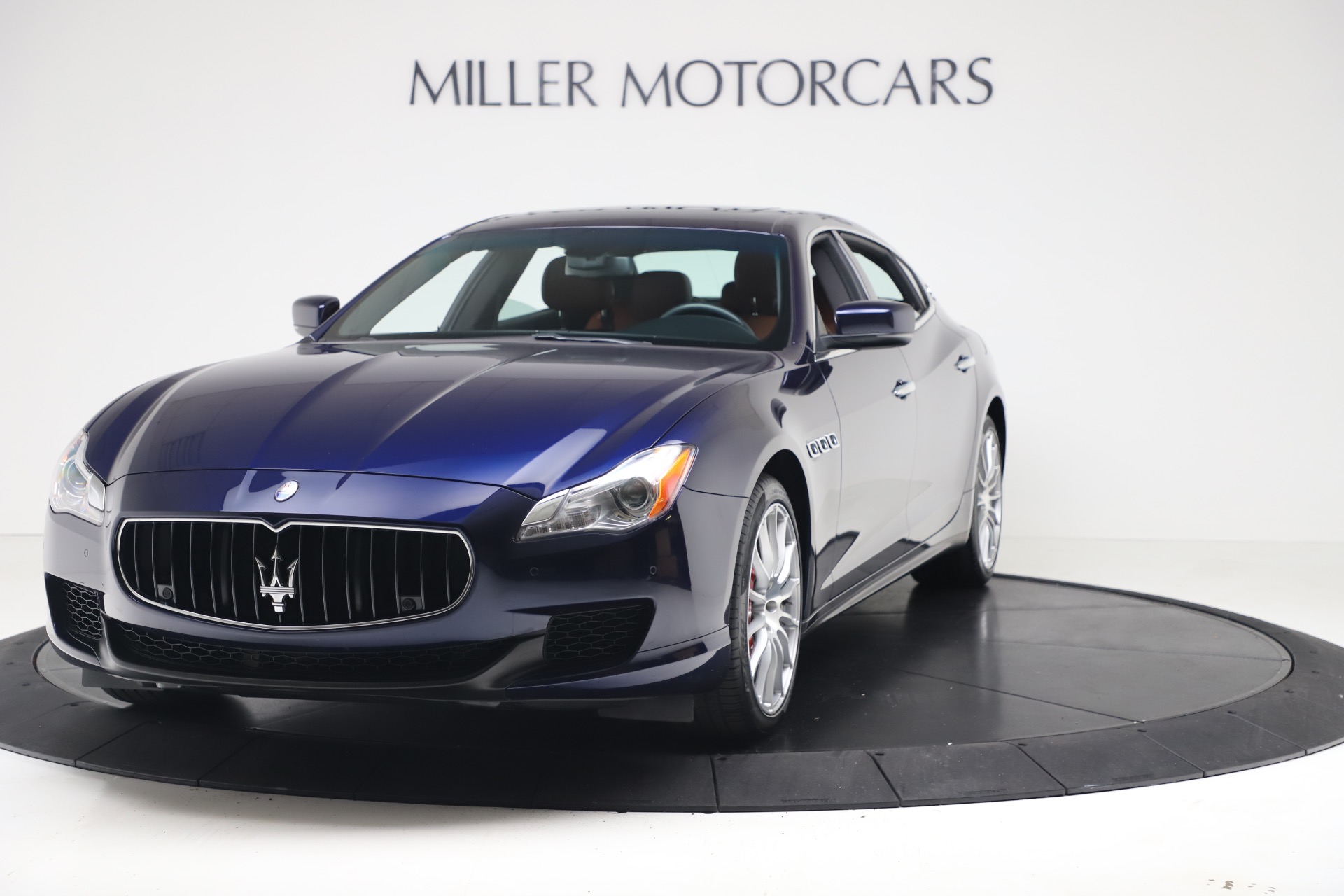 Used 2016 Maserati Quattroporte S Q4 for sale Sold at McLaren Greenwich in Greenwich CT 06830 1