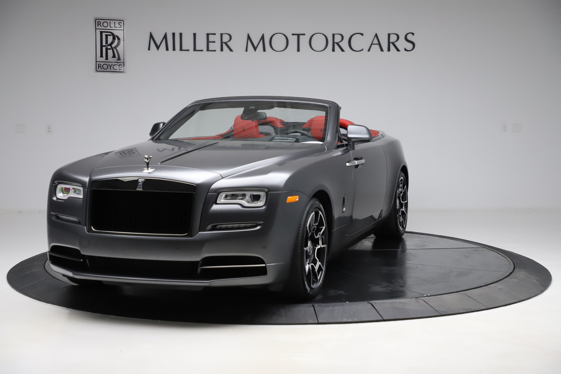 Sau 17 mua xe Rolls Royce Phantom Đông A phải trả thêm 30 tỷ đồng  Tin  nhanh chứng khoán