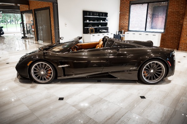 Used 2017 Pagani Huayra Roadster Roadster for sale Sold at McLaren Greenwich in Greenwich CT 06830 2