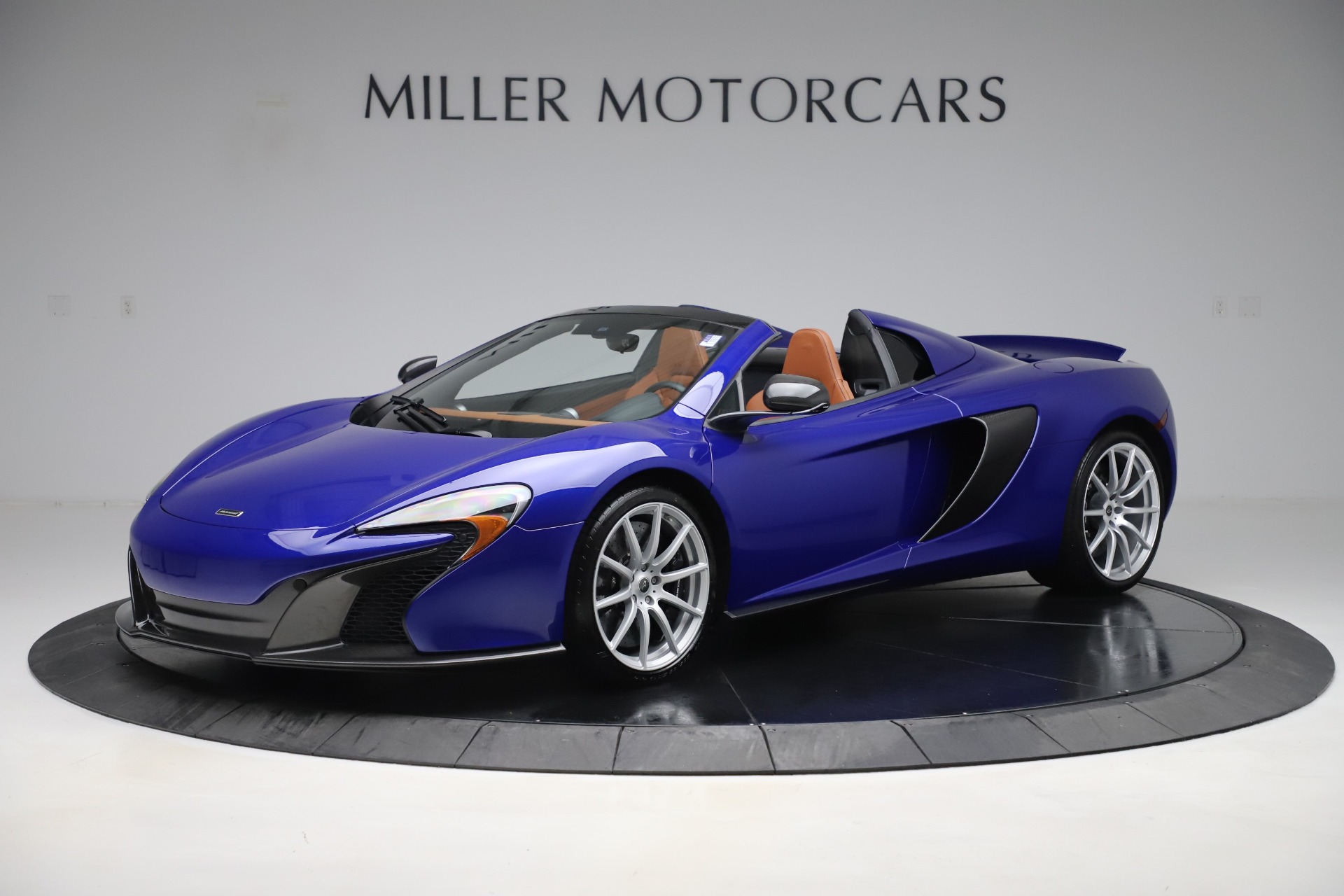 Used 2015 McLaren 650S SPIDER Convertible for sale Sold at McLaren Greenwich in Greenwich CT 06830 1