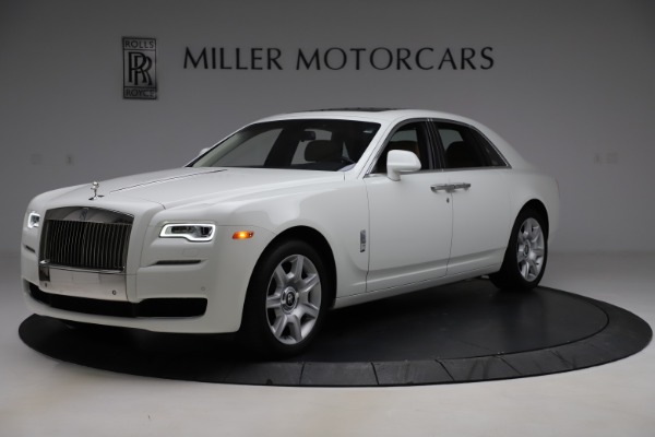 Used 2015 Rolls-Royce Ghost for sale Sold at McLaren Greenwich in Greenwich CT 06830 3