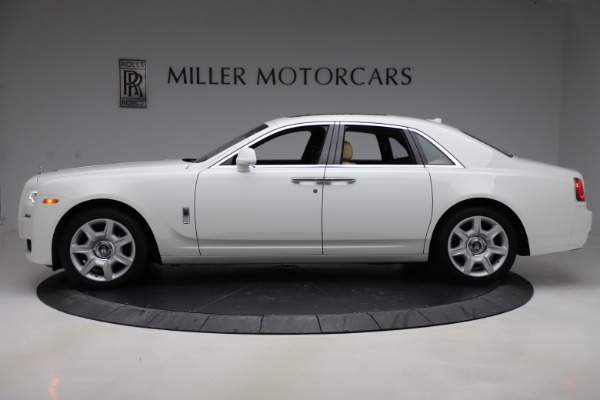 Used 2015 Rolls-Royce Ghost for sale Sold at McLaren Greenwich in Greenwich CT 06830 4