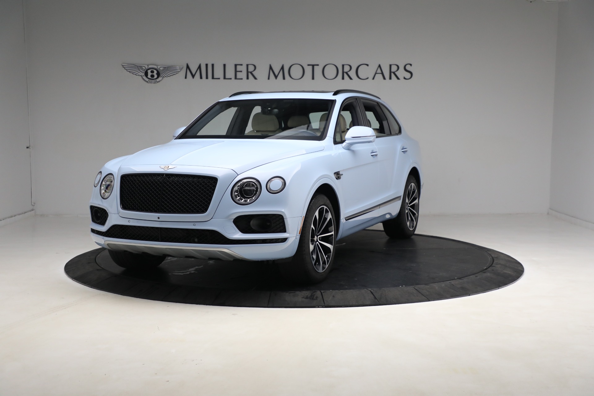 Used 2020 Bentley Bentayga V8 for sale $129,900 at McLaren Greenwich in Greenwich CT 06830 1