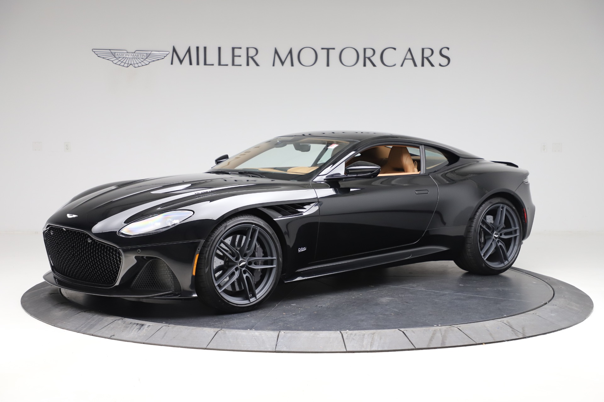 New 19 Aston Martin Dbs Superleggera Coupe For Sale Special Pricing Mclaren Greenwich Stock A1431