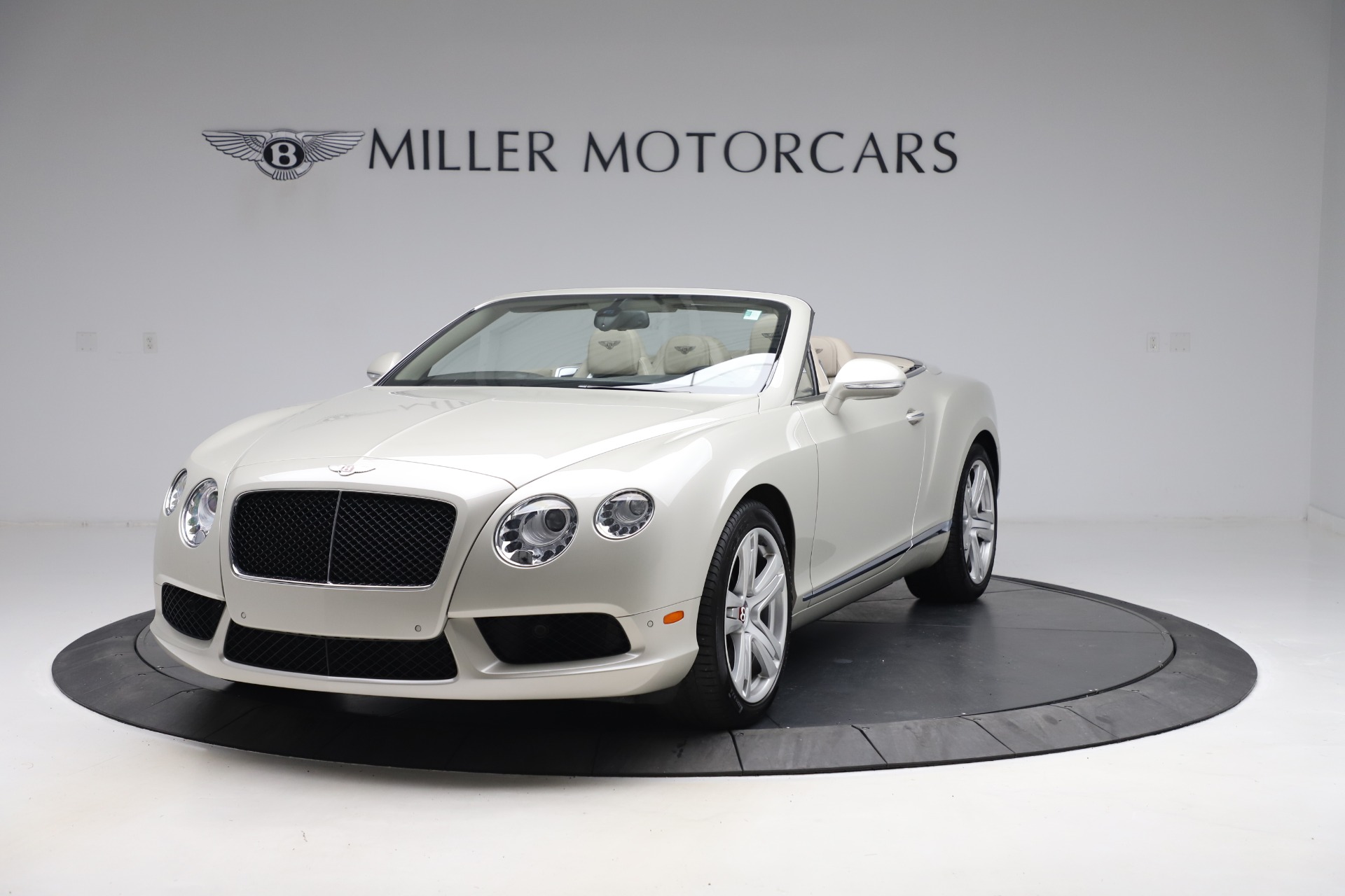 Used 2015 Bentley Continental GTC V8 for sale Sold at McLaren Greenwich in Greenwich CT 06830 1