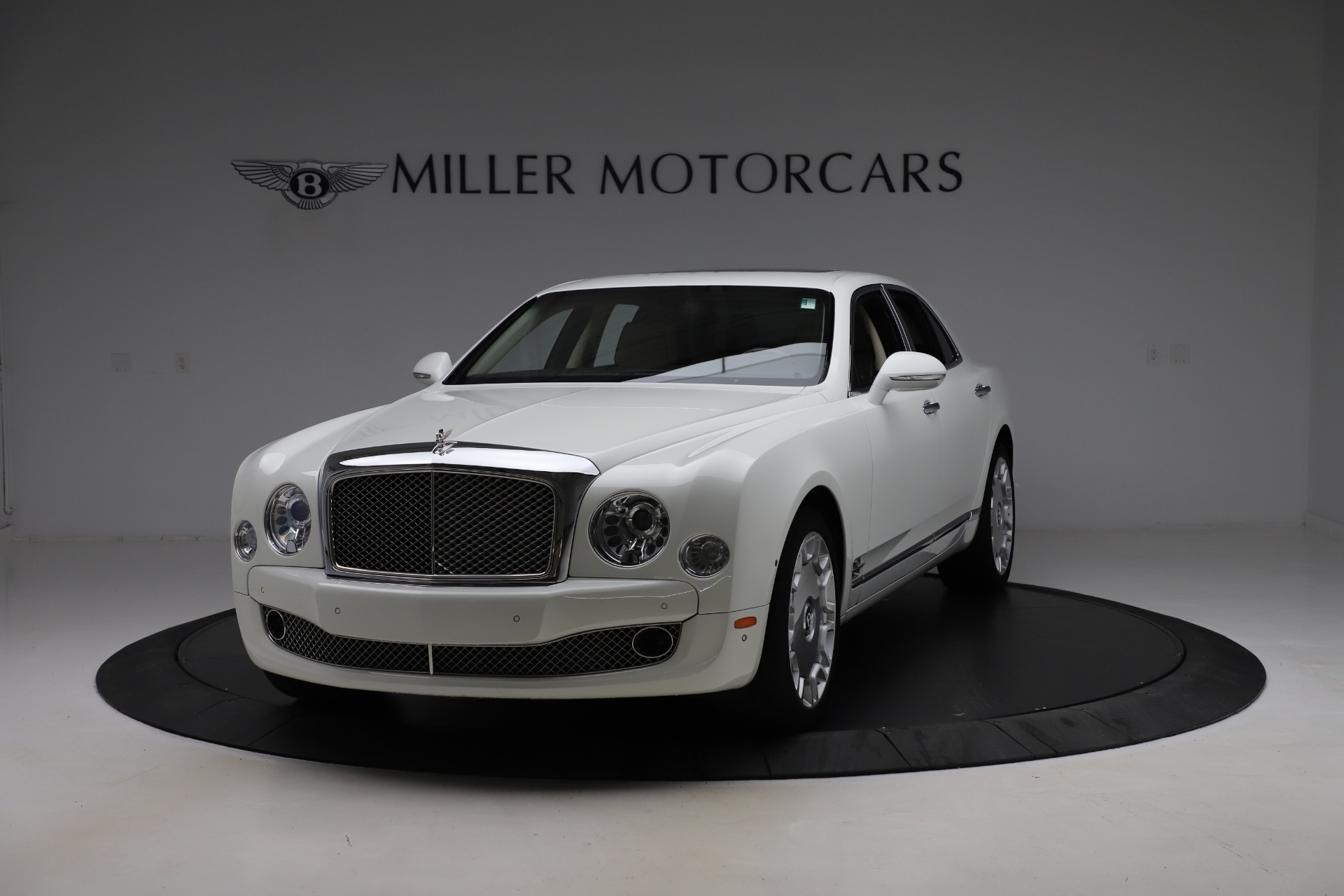 Used 2016 Bentley Mulsanne for sale Sold at McLaren Greenwich in Greenwich CT 06830 1