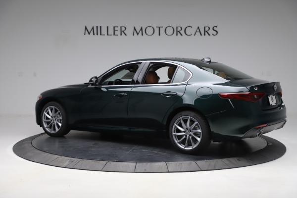 New 2020 Alfa Romeo Giulia Q4 for sale $46,940 at McLaren Greenwich in Greenwich CT 06830 4