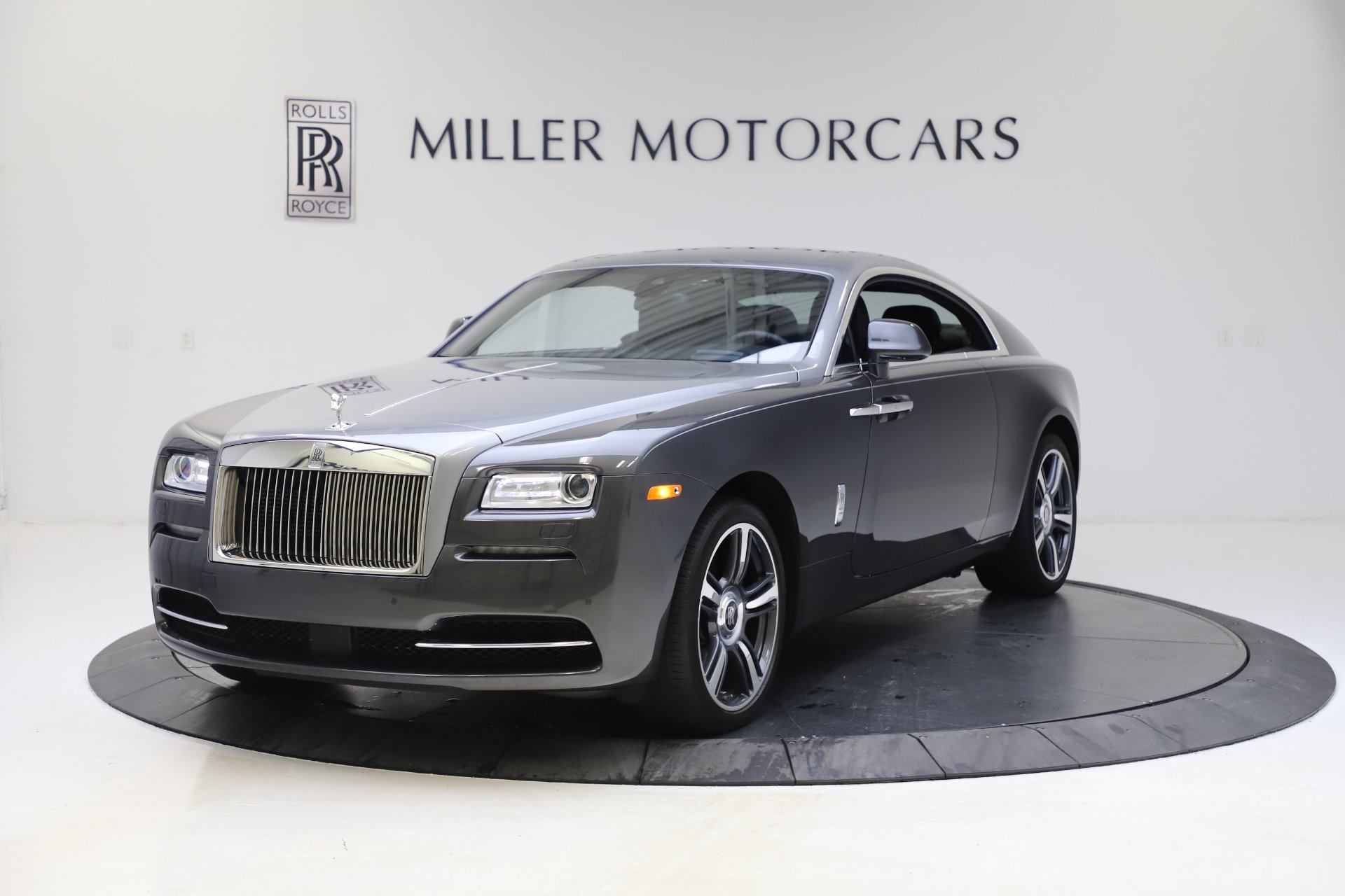 2017 Used RollsRoyce Wraith V12  Diamond Black  Gunmetal TwoTone
