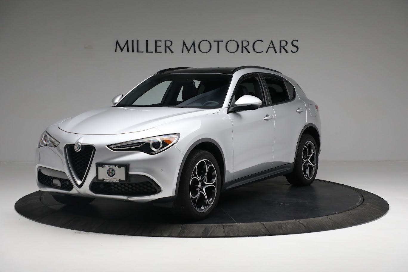 Used 2019 Alfa Romeo Stelvio Ti Sport Q4 for sale Sold at McLaren Greenwich in Greenwich CT 06830 1