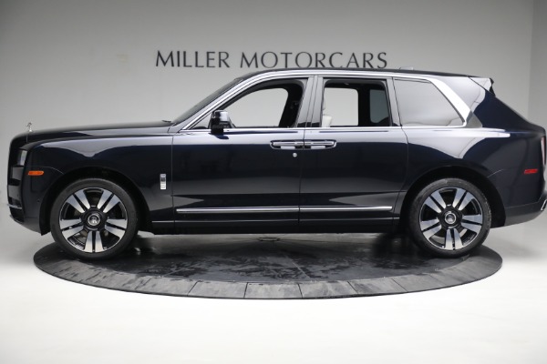 Used 2019 Rolls-Royce Cullinan for sale Sold at McLaren Greenwich in Greenwich CT 06830 3