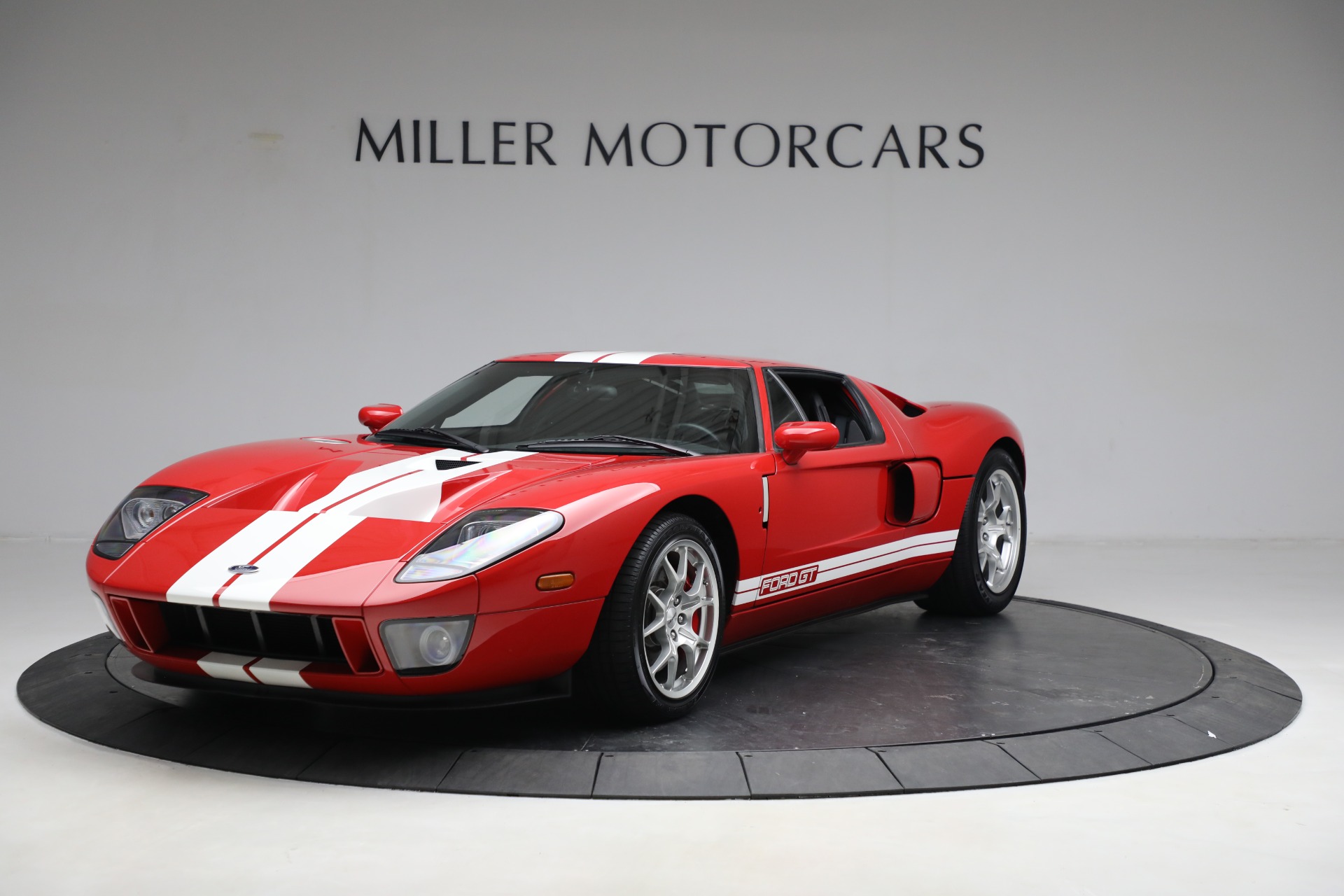 Used 2006 Ford GT for sale $425,900 at McLaren Greenwich in Greenwich CT 06830 1