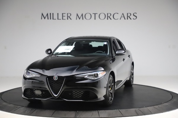 New 2020 Alfa Romeo Giulia Sport Q4 for sale $47,095 at McLaren Greenwich in Greenwich CT 06830 1