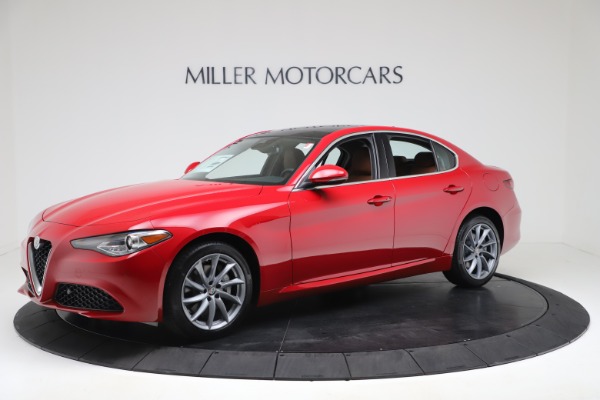 New 2020 Alfa Romeo Giulia Q4 for sale $46,395 at McLaren Greenwich in Greenwich CT 06830 2