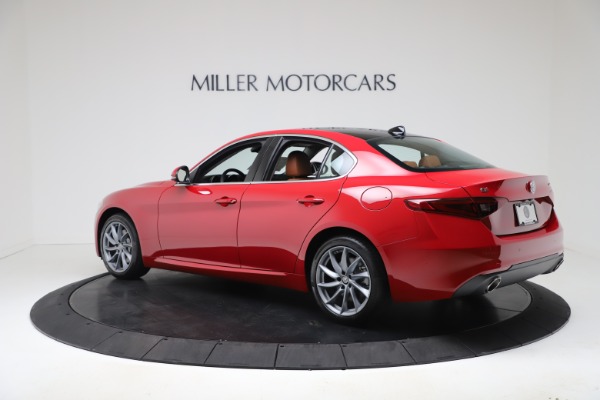 New 2020 Alfa Romeo Giulia Q4 for sale $46,395 at McLaren Greenwich in Greenwich CT 06830 4