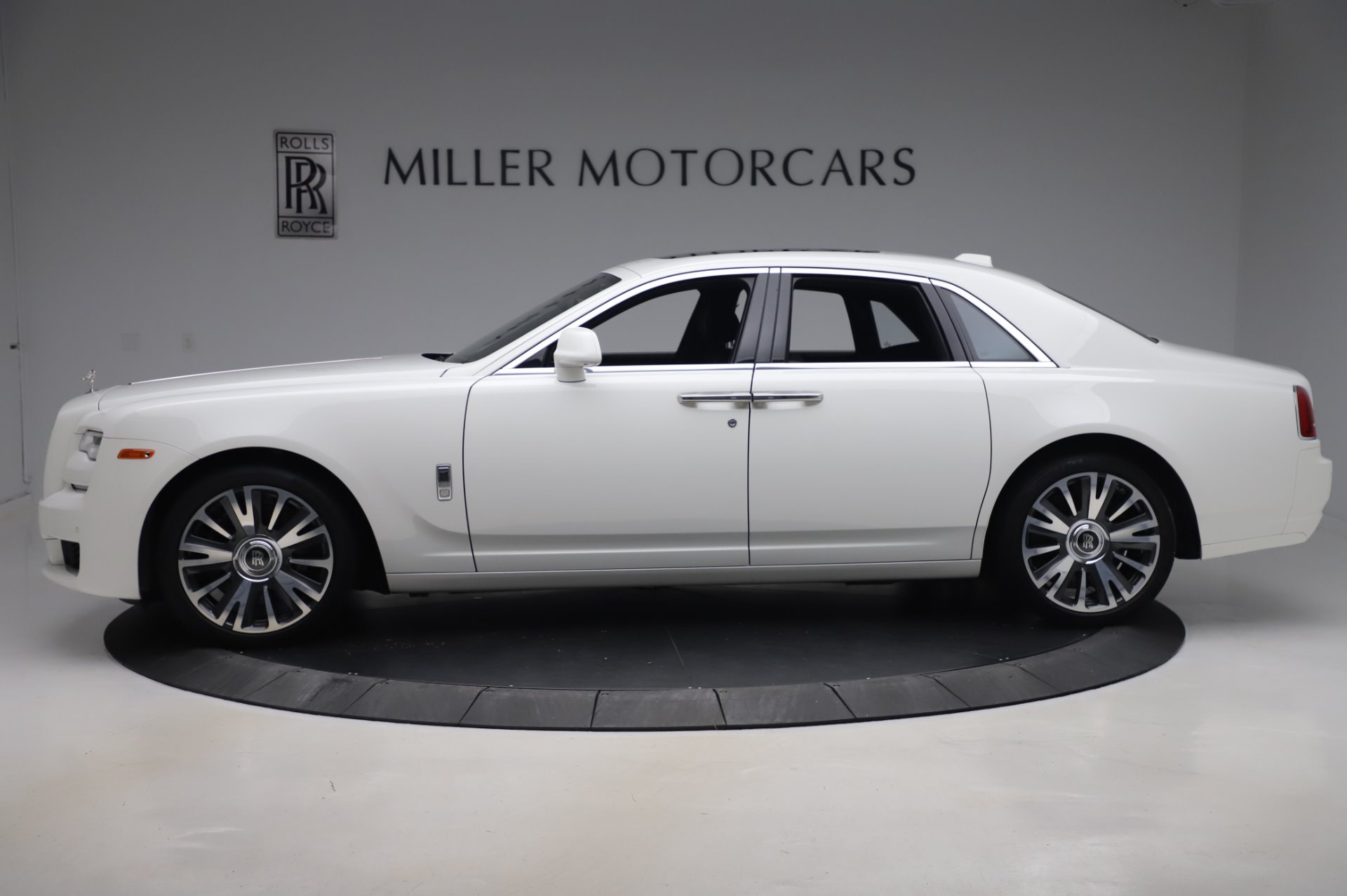 Used 2018 RollsRoyce Phantom EWB For Sale 499500  iLusso Stock 105553