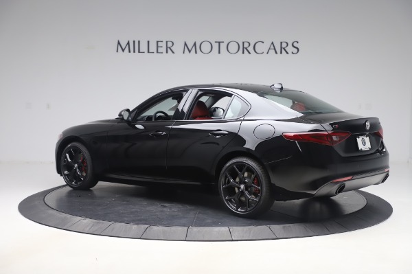 New 2020 Alfa Romeo Giulia Q4 for sale $48,445 at McLaren Greenwich in Greenwich CT 06830 4