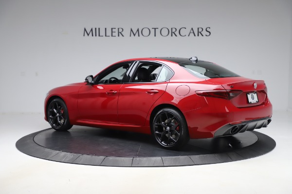 New 2020 Alfa Romeo Giulia Sport Q4 for sale Sold at McLaren Greenwich in Greenwich CT 06830 4