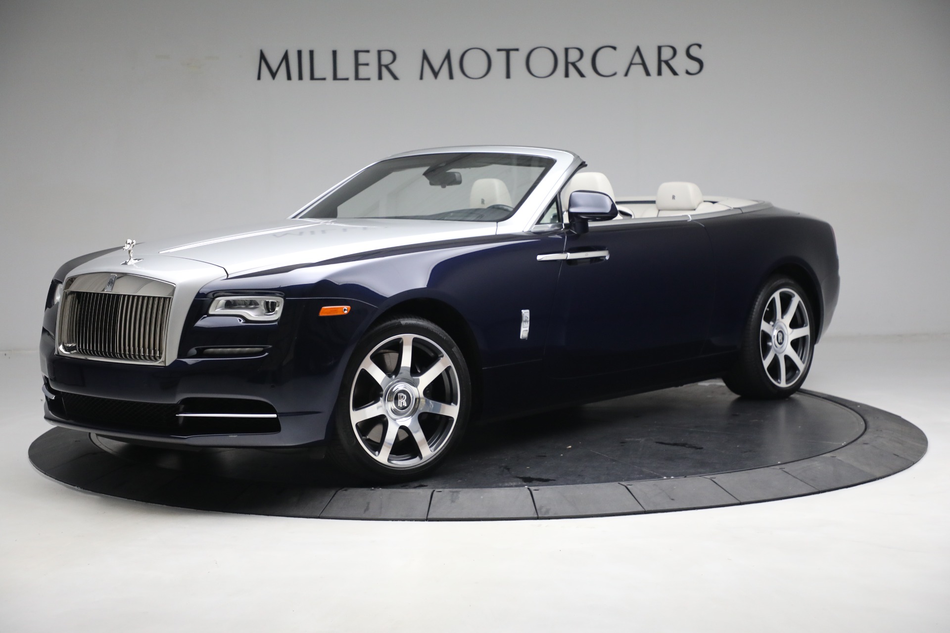 Used 2017 Rolls-Royce Dawn for sale Sold at McLaren Greenwich in Greenwich CT 06830 1