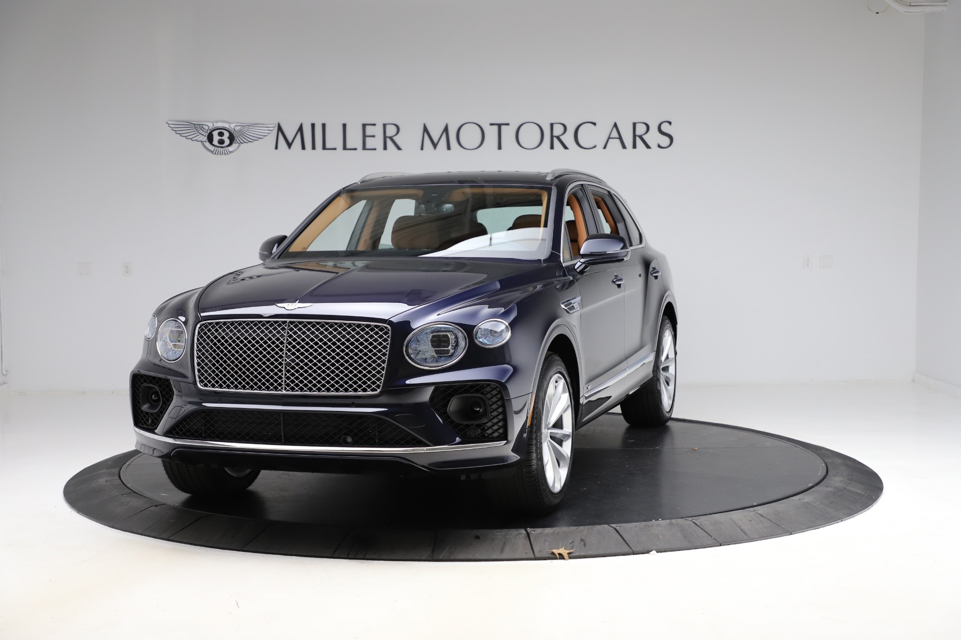 New 2021 Bentley Bentayga V8 for sale Sold at McLaren Greenwich in Greenwich CT 06830 1