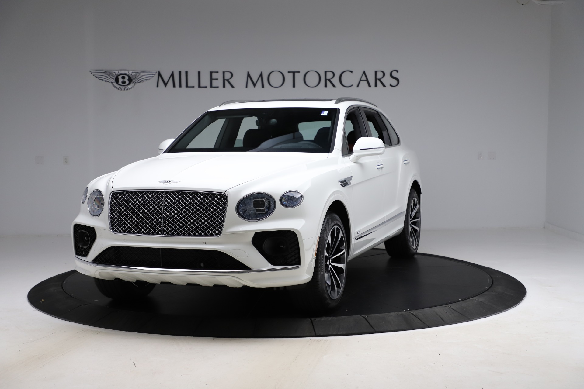 New 2021 Bentley Bentayga V8 for sale Sold at McLaren Greenwich in Greenwich CT 06830 1