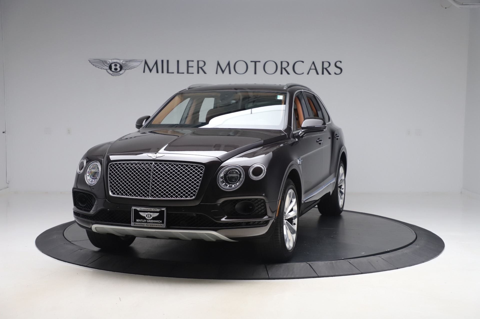 Used 2017 Bentley Bentayga W12 for sale $138,900 at McLaren Greenwich in Greenwich CT 06830 1