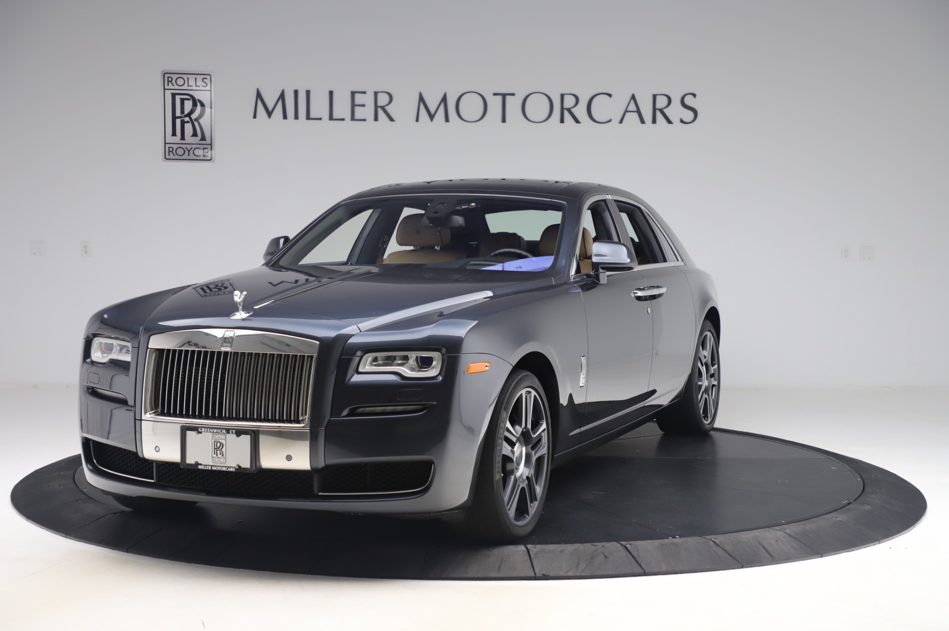 Used 2016 Rolls-Royce Ghost for sale Sold at McLaren Greenwich in Greenwich CT 06830 1