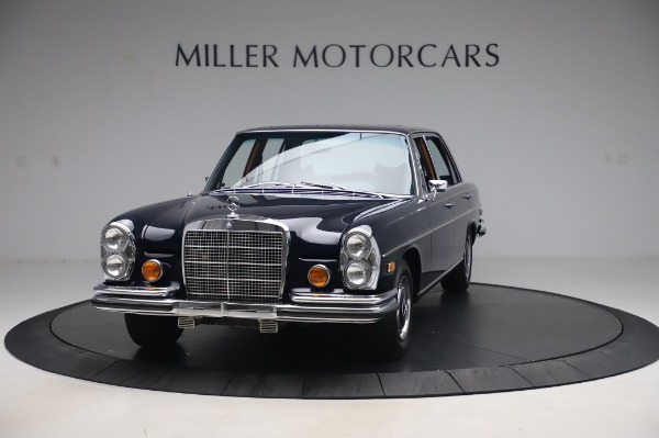 Used 1971 Mercedes-Benz 300 SEL 6.3 for sale Sold at McLaren Greenwich in Greenwich CT 06830 1