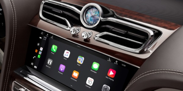 New 2021 Bentley Bentayga V8 for sale Call for price at McLaren Greenwich in Greenwich CT 06830 4