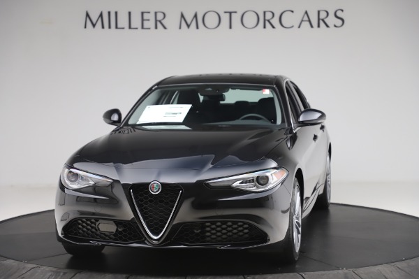 New 2020 Alfa Romeo Giulia Ti Lusso Q4 for sale Sold at McLaren Greenwich in Greenwich CT 06830 1