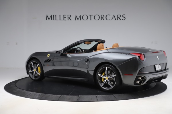 Used 2014 Ferrari California 30 for sale Sold at McLaren Greenwich in Greenwich CT 06830 3