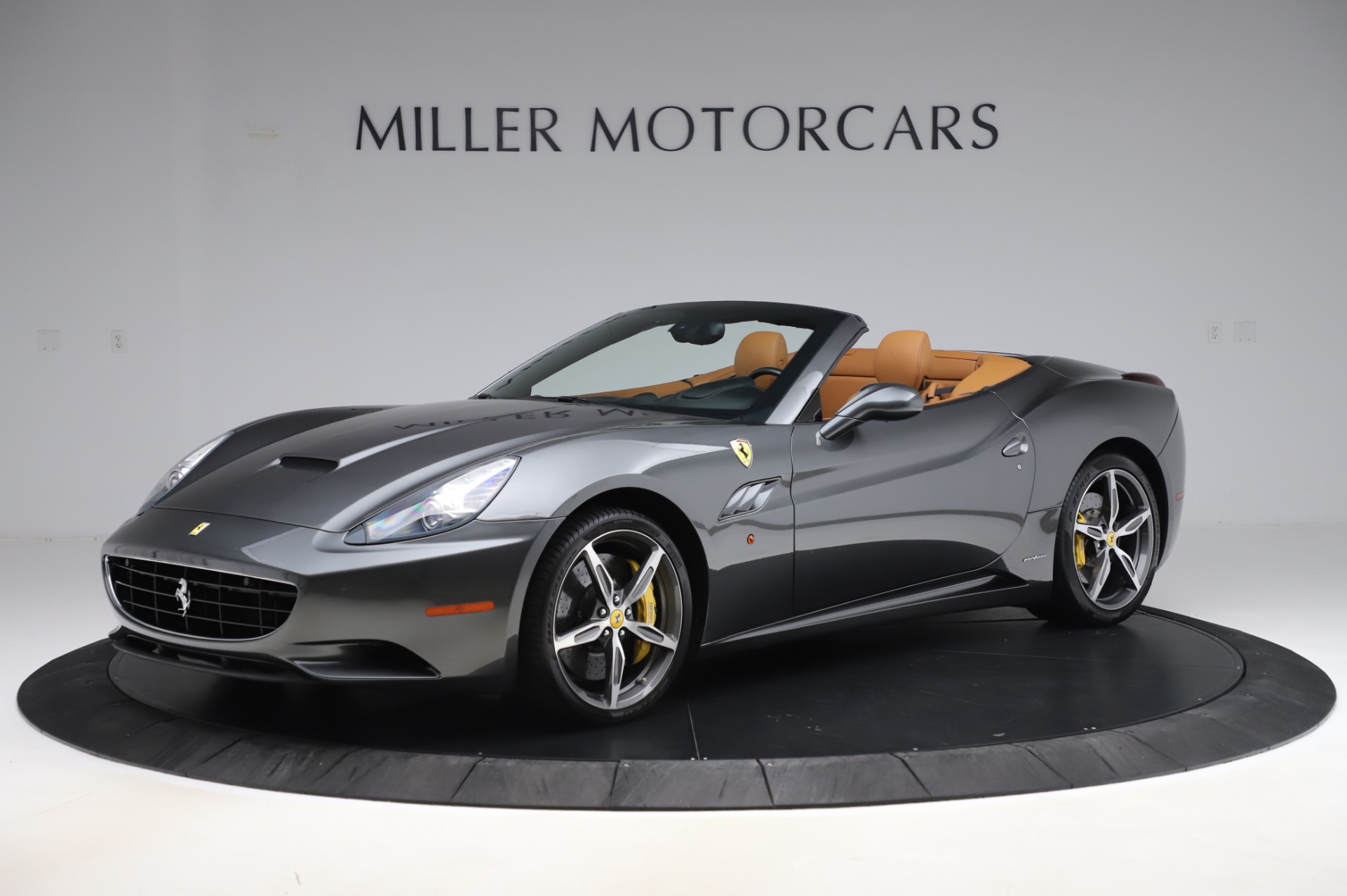 Used 2014 Ferrari California 30 for sale Sold at McLaren Greenwich in Greenwich CT 06830 1