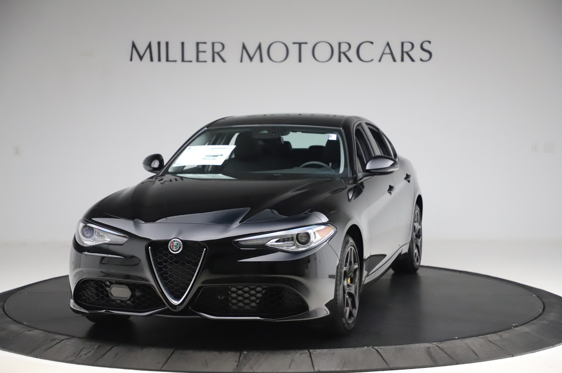 New 2020 Alfa Romeo Giulia Sport Q4 for sale $48,895 at McLaren Greenwich in Greenwich CT 06830 1