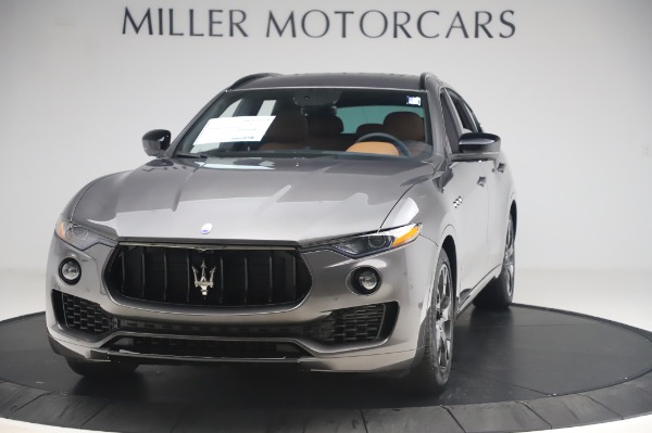 New 2020 Maserati Levante Q4 for sale $84,499 at McLaren Greenwich in Greenwich CT 06830 1