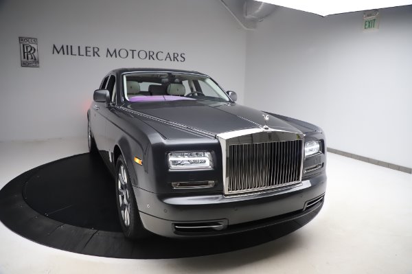 Used 2014 Rolls-Royce Phantom for sale Sold at McLaren Greenwich in Greenwich CT 06830 3