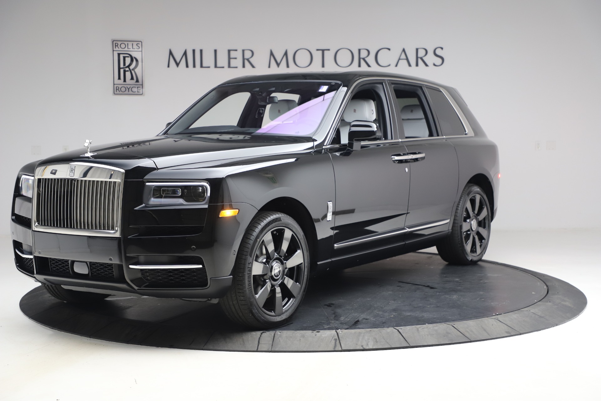 Rolls Royce Cullinan Images  View complete InteriorExterior Pictures   Zigwheels