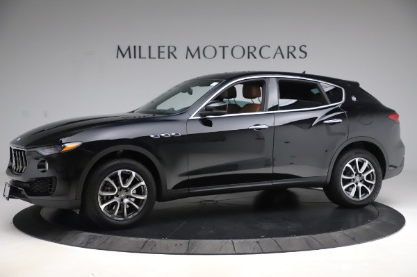 Used 2017 Maserati Levante Q4 for sale Sold at McLaren Greenwich in Greenwich CT 06830 3