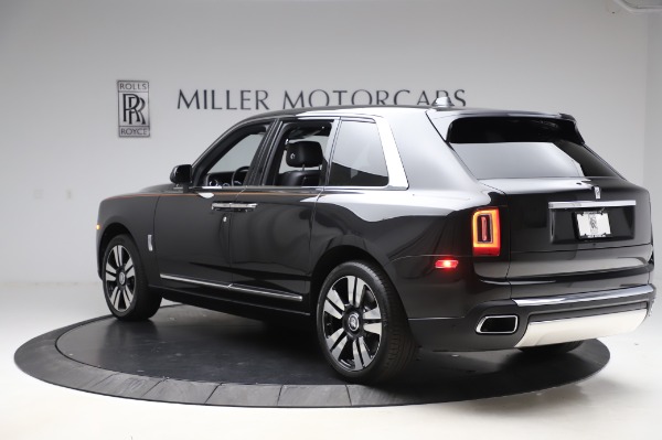 Used 2019 Rolls-Royce Cullinan for sale Sold at McLaren Greenwich in Greenwich CT 06830 4