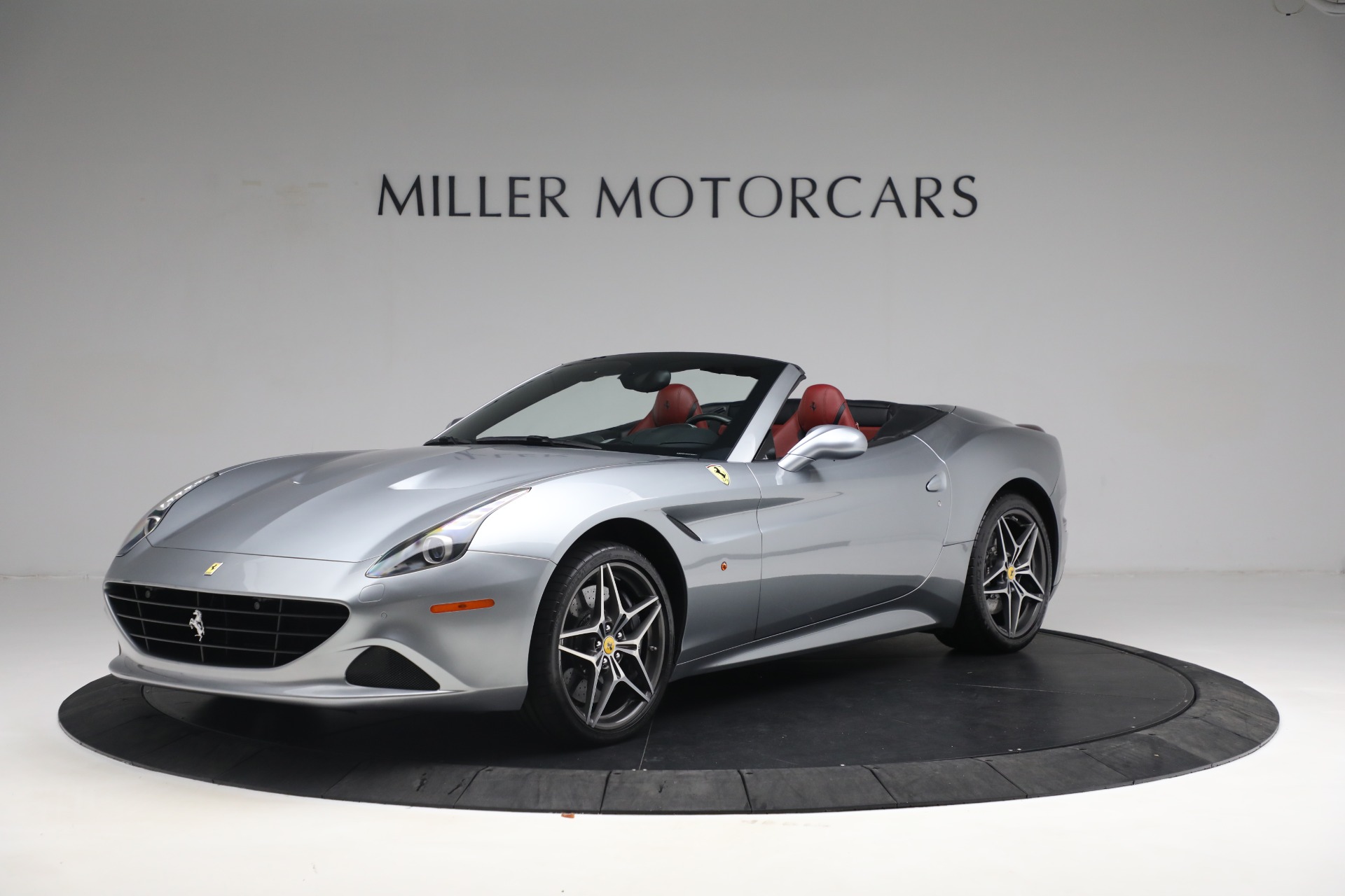 Used 2017 Ferrari California T for sale $144,900 at McLaren Greenwich in Greenwich CT 06830 1
