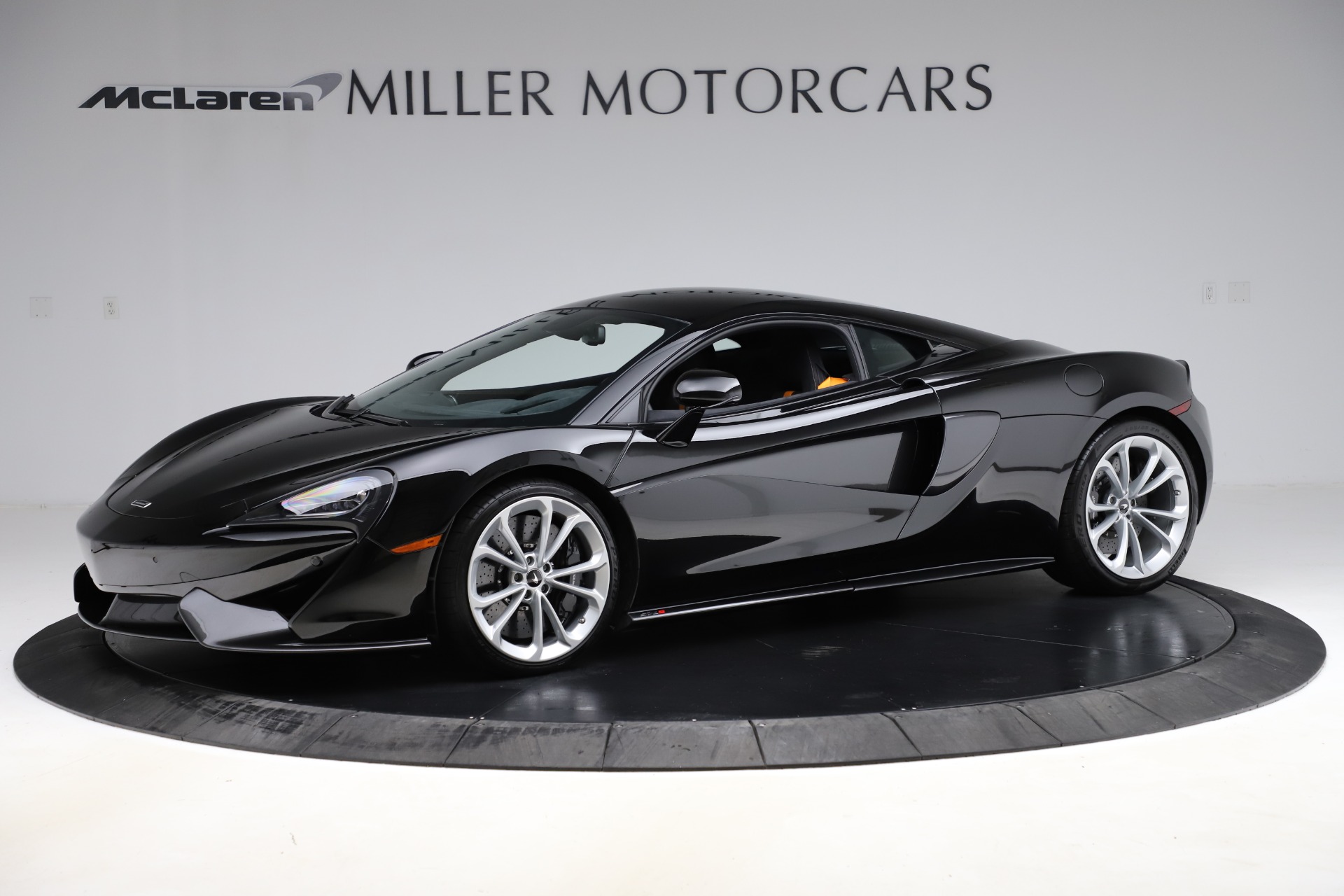 Used 2019 McLaren 570S for sale Sold at McLaren Greenwich in Greenwich CT 06830 1